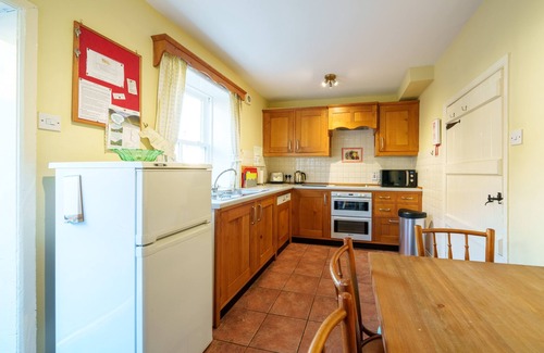 Glenridding House | 7 Low Glenridding - With off-street parking