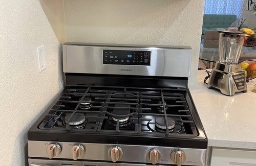 Downtown Apartment | 7. Marvelous 2-Bd 2-Bath Apartment City Center