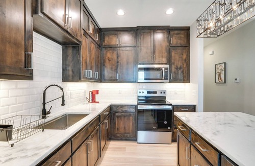 San Angelo Cottage | 7 Mi to Afb: Central & Modern San Angelo Home