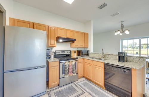Riverview House | 7 Mi to Dtwn Jacksonville: Riverfront Home w/Deck