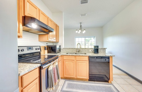 Riverview House | 7 Mi to Dtwn Jacksonville: Riverfront Home w/Deck