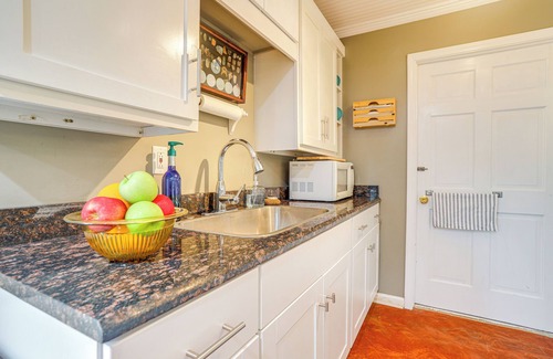 Tupelo Apartment | 7 Mi to Elvis Presley Birthplace: Studio Retreat!