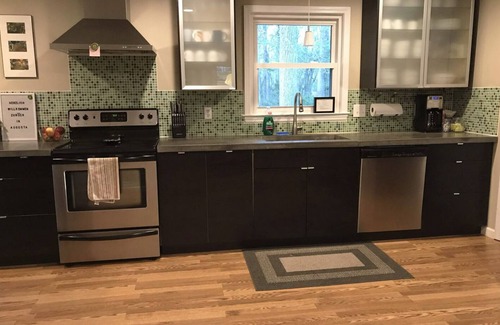 North Augusta House | 7 Miles to Masters Tournament - Less Traffic - Sleeps 8
