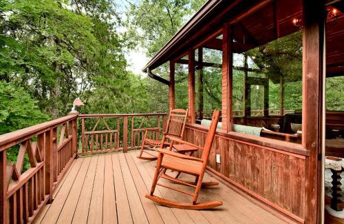 Eureka Springs House | 7 Min To Downtown Eurekanature Retreatfire Pit