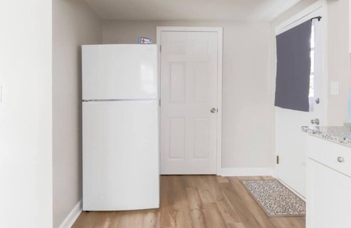 Greensboro House | 7 Minutes to Downtown Greensboro and UNCG