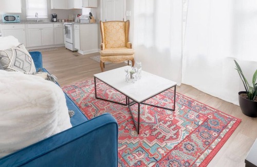 Greensboro House | 7 Minutes to Downtown Greensboro and UNCG