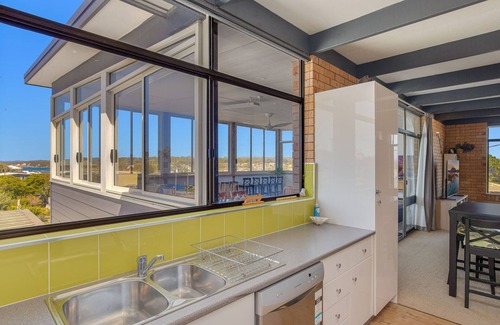 Bermagui House | 7 Murrah Street- Ample space, featuring a superb enclosed entertainment area with views