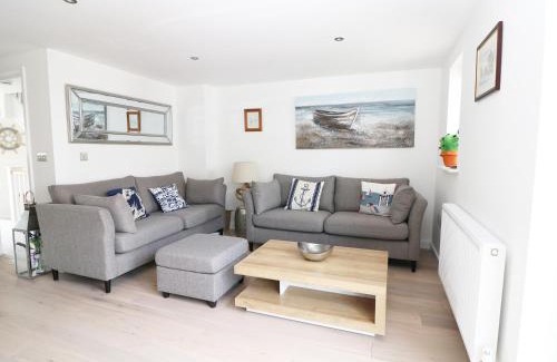 Hythe House | 7 Ocean Gateway