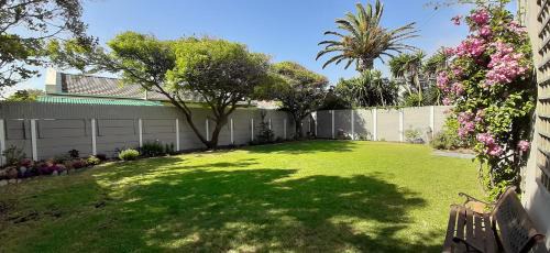 Muizenberg House | 7 on Henwick