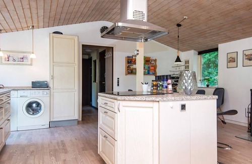 Glesborg House | 7 person holiday home in Glesborg