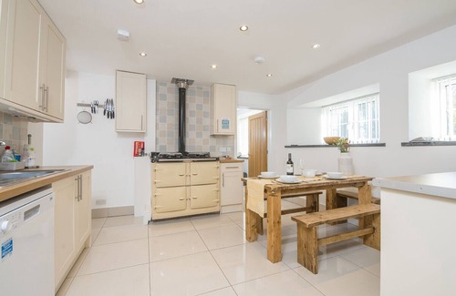 Solva Cottage | 7 Prendergast, Holiday Cottage Solva , Sleeps 6, 4 bedrooms, bathrooms