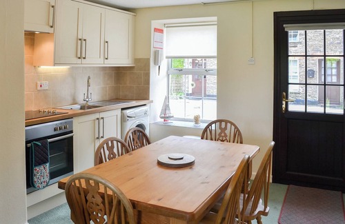 Edmonton Cottage | 7 Quarrymans Cottage