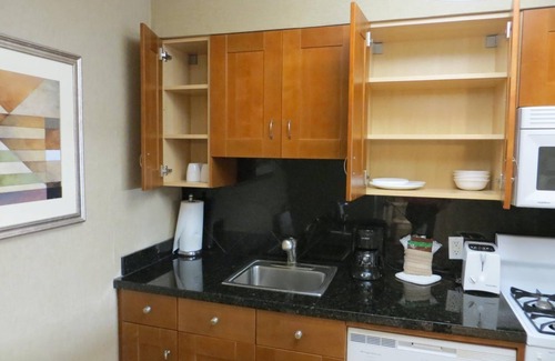 Uptown Design District Apartment | 7 Springs Inn & Suites