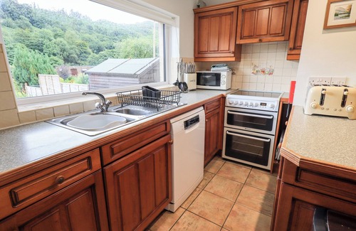 Glenridding Cottage | 7 STYBARROW TERRACE, family friendly, with a garden in Glenridding