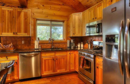 Rangeley House | 7 Terraces Way - Beautiful, brand new home near the Terraces cottage community
