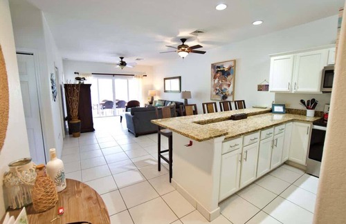 Rum Point Condo | 7 Up Condo at Scenic Kaibo Kai - Beach & Pool