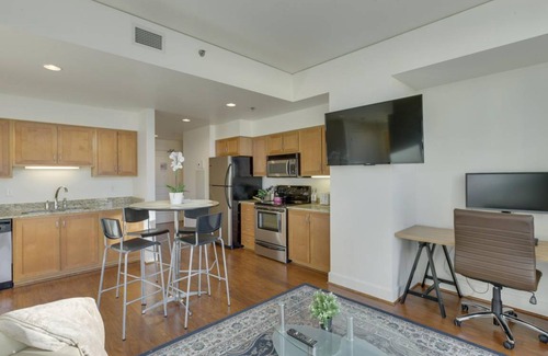 Pearl District Apartment | 70 m² Apartment ∙ 1 bedroom ∙ 4 guests
