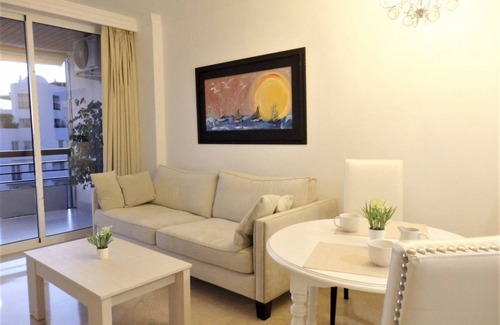 Torremolinos Apartment | 70 m² Apartment ∙ 1 bedroom ∙ 4 guests