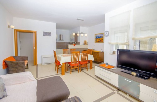 Rogoznica Apartment | 70 m² Apartment ∙ 2 bedrooms ∙ 6 guests