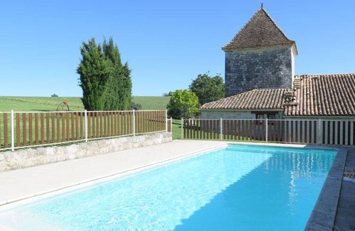 Dondas House | 70 m² Farmhouse ∙ 2 bedrooms ∙ 4 guests