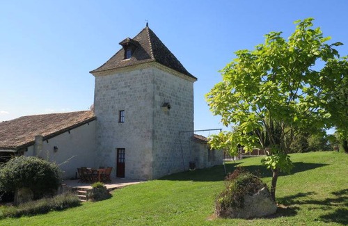 Dondas House | 70 m² Farmhouse ∙ 2 bedrooms ∙ 4 guests