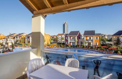 Lido di Jesolo Resort | 70 m² Resort ∙ 2 bedrooms ∙ 7 guests