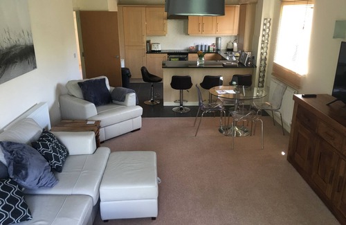 St Neots Apartment | 70 Skipper Way - Little Paxton
