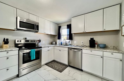West Chester House | 7086 Tylersville · Beautiful 4 BDR Home - Near I-75