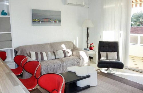 La Ciotat Apartment | 71 m² Apartment ∙ 2 bedrooms ∙ 4 guests