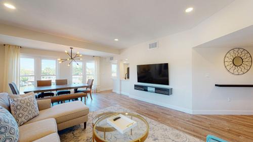 Shelter Cove Villa | 7111 Harbourside