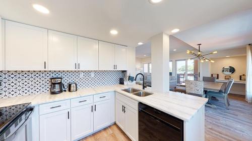 Shelter Cove Villa | 7111 Harbourside