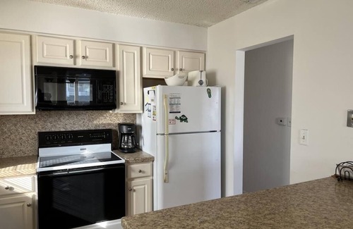 Townsend's Inlet House | 7112 Pleasure Avenue 2nd Floor
