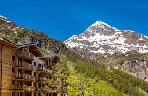 Les Boisses Apartment | 72 m² Apartment ∙ 2 bedrooms ∙ 6 guests