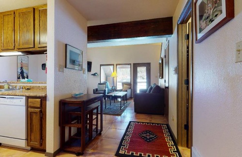 Angel Fire Condo | 72 m² Condo ∙ 1 bedroom ∙ 5 guests