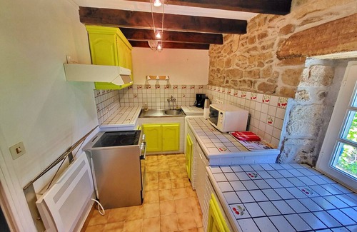 Goulien House | 720-Pretty Breton penty in a quiet location ideal for visiting Cap-Sizun