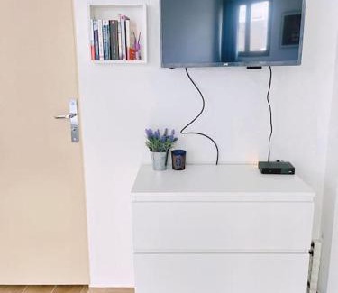 Bagnolet Apartment | 721 Appartement fonctionnel proche du métro ligne 9