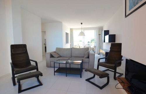 Pals Apartment | 73 m² Apartment ∙ 2 bedrooms ∙ 4 guests