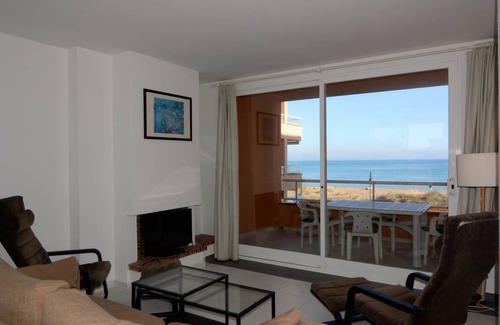 Pals Apartment | 73 m² Apartment ∙ 2 bedrooms ∙ 4 guests