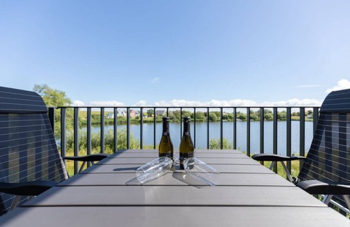 Norderhafen Apartment | 73 m² Apartment ∙ 2 bedrooms ∙ 5 guests