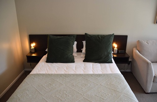 Leamington House | 73 Milton