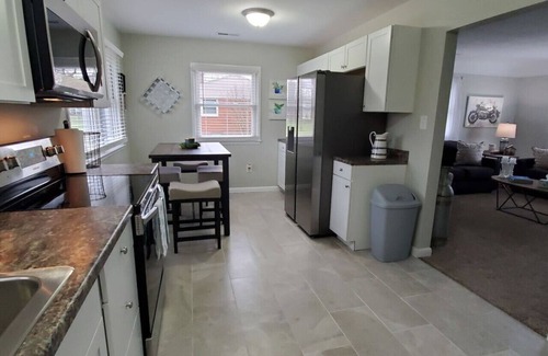 West Chester House | 7316 Dimmick Road · ╬ West Chester/Mason Home ╬ Newly Renovated