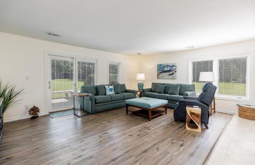 Palmetto Dunes Villa | 734 Queen's Grant