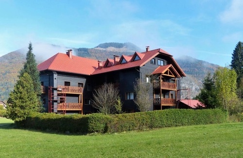 Muhldorf Apartment | 74 m² Apartment ∙ 3 bedrooms ∙ 8 guests