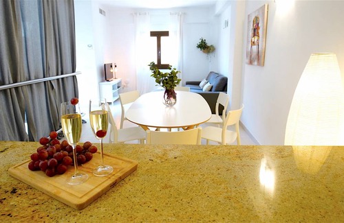 La Llotja-Born Apartment | 75 m² Apartment ∙ 3 bedrooms ∙ 6 guests