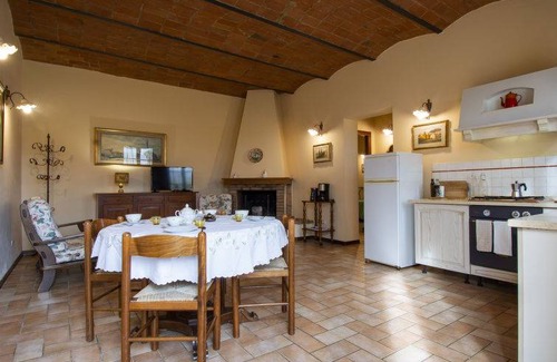 Stabbia Apartment | 75 m² Apartment ∙ 2 bedrooms ∙ 4 guests