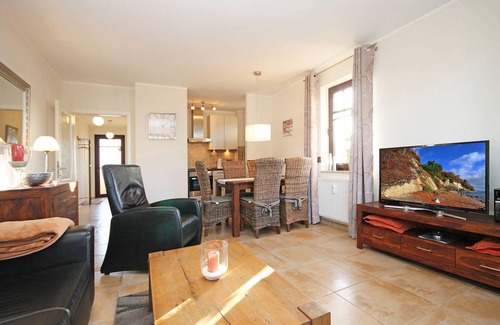 Kuehlungsborn Apartment | 75 m² Apartment ∙ 2 bedrooms ∙ 4 guests