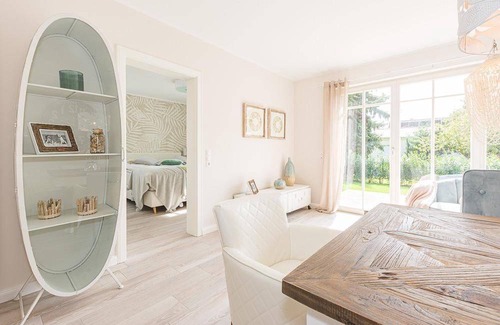 Zingst Apartment | 75 m² Apartment ∙ 2 bedrooms ∙ 4 guests