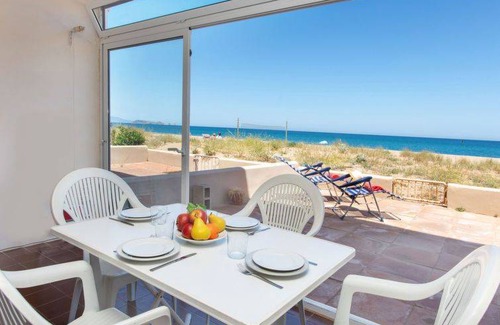 Pals Apartment | 75 m² Apartment ∙ 2 bedrooms ∙ 4 guests