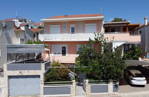 Rogoznica Apartment | 75 m² Apartment ∙ 2 bedrooms ∙ 4 guests