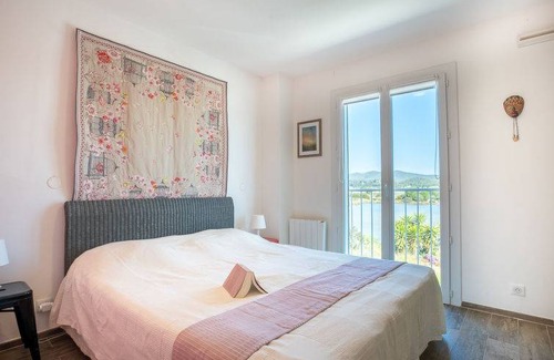 Hyeres Apartment | 75 m² Apartment ∙ 3 bedrooms ∙ 6 guests